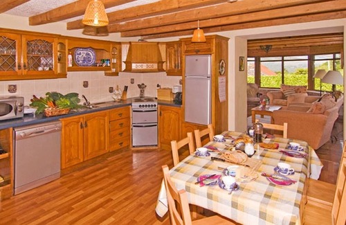 Glengarriff House | Pate's Cottage, Glengarriff, West Cork