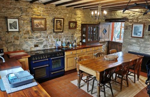 Alfreton House | Pathways Cottage