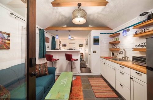 Humboldt Villa | Patio Villa for 1-4 w/kitchens & gas firepit