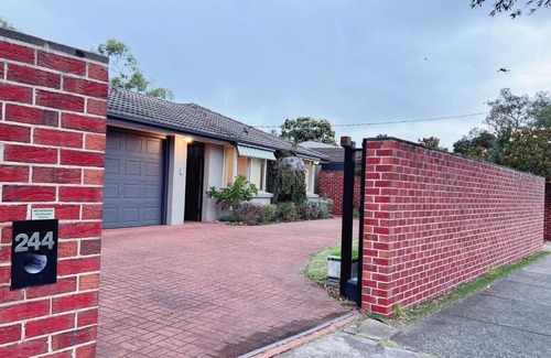 Patterson Lakes Apartment | Patterson Lakes Charming 2 Bedroom House/VPL244