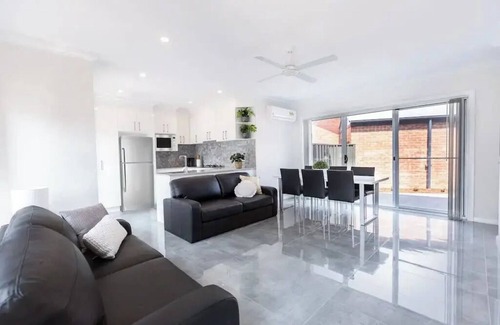 Wagga Wagga Apartment | Peace and tranquility in the heart of the CBD!