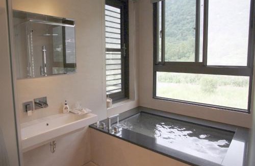 Jiaoxi Hotel | Peace Area Hot Spring Hotel