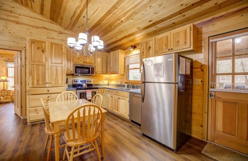 Sautee Nacoochee Cabin | Peace in the Woods - 3rd Night Free! See Details Below.