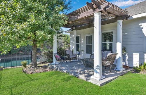 Conroe Villa | Peace, serenity and relaxation on the lake