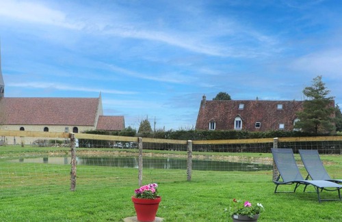 La Trinite-des-Laitiers Cottage | Peaceful Normandy cottage with WiFi, pets allowed