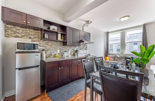 Downtown Niagara Falls Apartment | Peaceful 1BR Oasis Near Niagara Falls Attractions