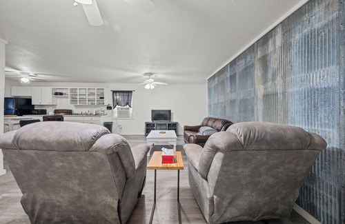 Valliant House | Peaceful 3-bedroom house in Valliant! Close to International Paper and PineCreek