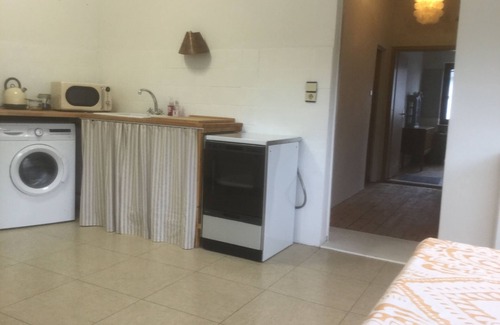 Neuwied Apartment | Peaceful Apartment "Beletage" Close to Centre with Terrace & Wi-Fi