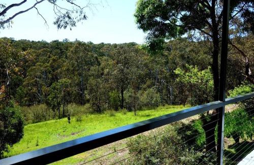 St Andrews House | Peaceful bush retreat in newly renovated lodge in St Andrews