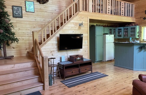 Ladysmith Cabin | Peaceful cabin on the Flambeau River