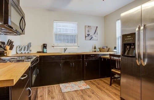 Kessler House | Peaceful & close to downtown. Professionally cleaned!