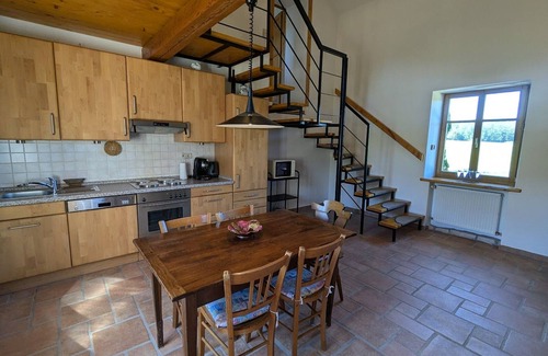 Gruey-les-Surance Cottage | Peaceful cottage with garden and pets allowed at Gruey-lès-Surance