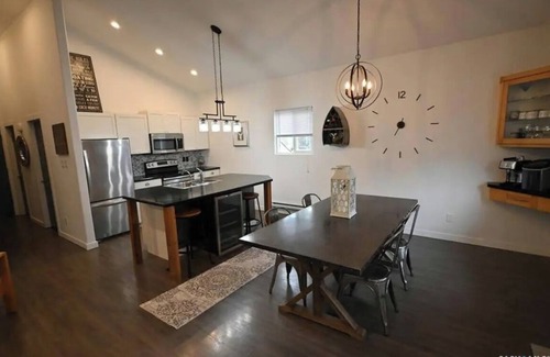 Stenen Cottage | Peaceful cottage getaway at Good Spirit - 3 bedrooms and 2 bathrooms