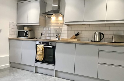 Stackpole Cottage | Peaceful cottage ideal for access to the Stackpole Estate and the Coastal Path
