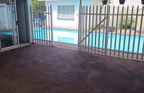 Vanderbijlpark Cottage | Peaceful Cottage very close to The Vaal River with lots of plants!