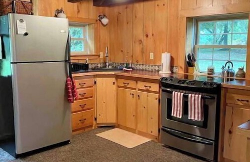German Cabin | Peaceful country cabin; hiking fishing stargazing!