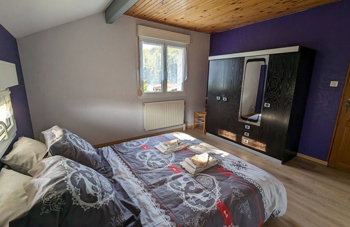 Renauvoid Bed & Breakfast | Peaceful Countryside Retreat near Epinal - Family Room, Nature Trails & Biking Routes