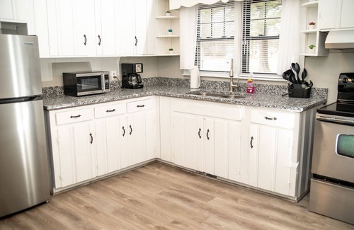 Goldsboro House | Peaceful & Family Friendly 3BR w/Large Backyard