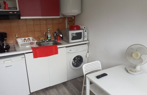 Saint-Mandrier-sur-Mer Apartment | PEACEFUL STUDIO!