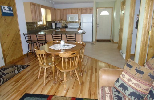 Naubinway House | Peaceful Get Away On Inland Lake between Mackinac Island and Pictured Rocks.