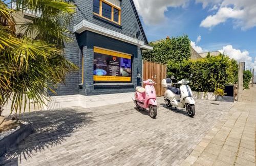Avelgem House | Peaceful Getaway with Spa