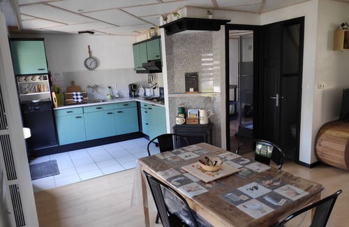 Brailly-Cornehotte House | Peaceful gîte in the Picardy countryside - 2 bedrooms, enclosed garden, family comfort