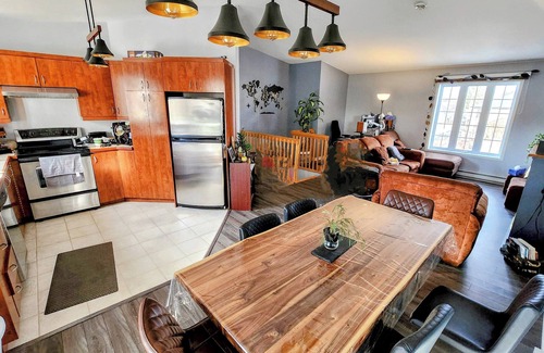 La Riviere-du-Nord Regional County Municipality Condo | Peaceful home near ski hill + Forest view