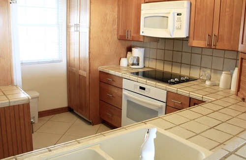 Nassau House | Peaceful home-Security & Gated-Steps to Ocean/Pool-Private Patio W/BBQ