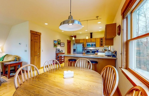 Plymouth House | Peaceful house w/mountain views, land, trails, fireplace, a/c, w/d, wifi, lawn