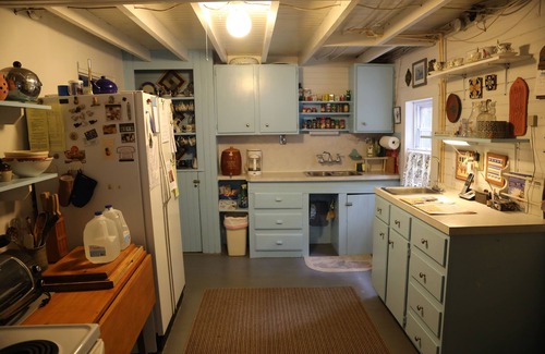 Mount Vernon Cottage | Peaceful Lakefront Cottage
