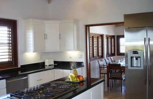 Willikies Villa | Peaceful Luxury 2 Double Bedroom Villa With large private pool and its own dock