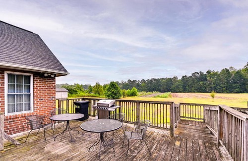 Ernul House | Peaceful North Carolina Getaway with Large Deck!