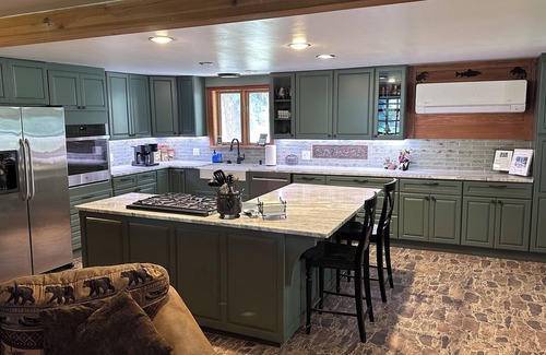 Bayfield House | Peaceful Nostalgic Mountain Home Memories in the beautiful Vallecito Valley!