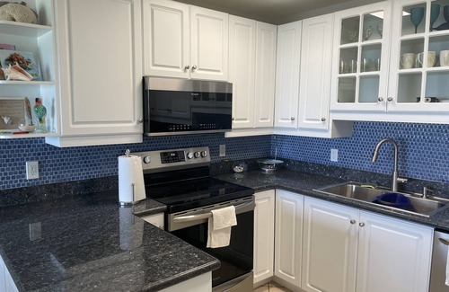 Bodden Town Condo | Peaceful Ocean Front Condo