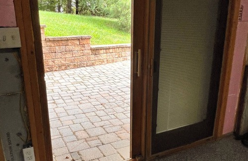 Nottingham House | Peaceful Pines Hideaway