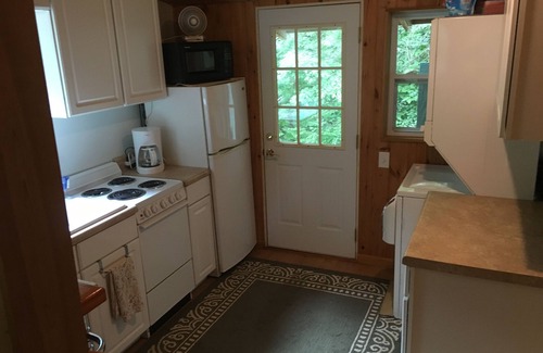 Hendersonville Cabin | Peaceful, private, perfect 3 acre oasis to unplug from it all or be close to all