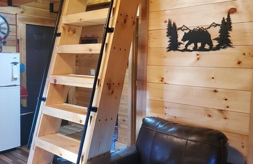 Glace Cabin | Peaceful, secluded mountain escape in Gap Mills, WV.