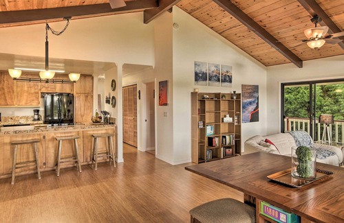 Volcano Cottage | Peaceful Volcano Home Near National Park!