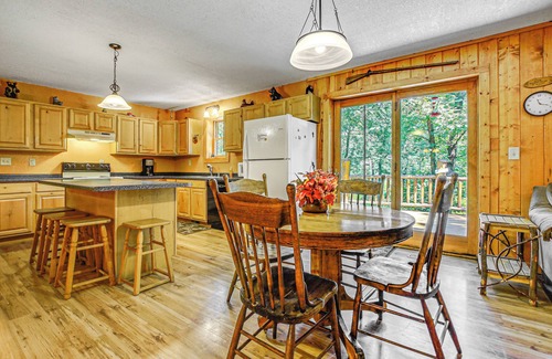 Wautoma Cabin | Peaceful Wautoma Retreat w/Deck on 10 Acres!