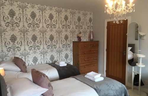 Peacehaven House | Peacehaven Palace
