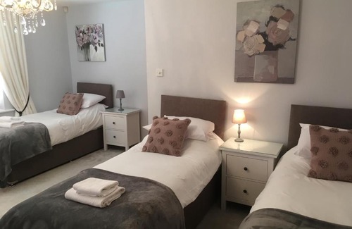 Peacehaven House | Peacehaven Palace