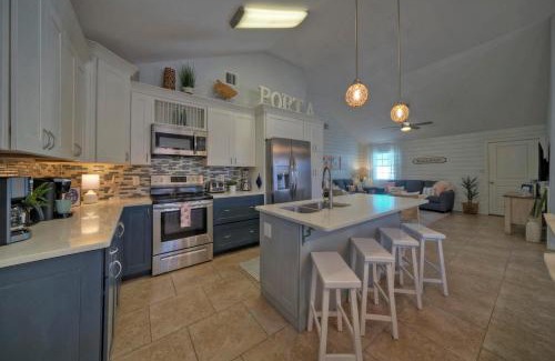 Safe Harbor House | Peachy Palm by AvantStay Huge Private Pool