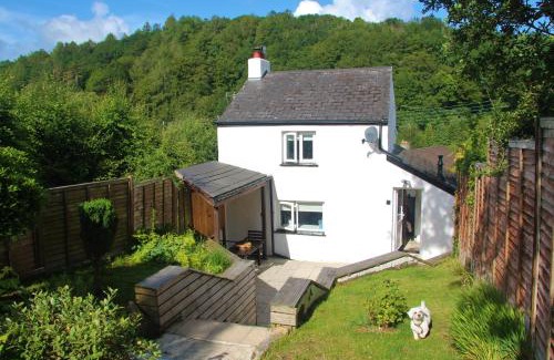 Cinderford House | Peacock Cottage