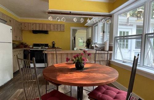 Pine Plains House | Peacock Garden Cottage, A Unique Upstate Find
