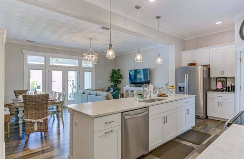 Northeast Virginia Beach House | Peak the Ocean from Primary Balcony | 4 Bedroom 3.5 Bath Vacation Home