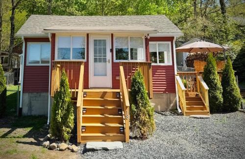 Greenwood Lake House | Peak to Lake Escape