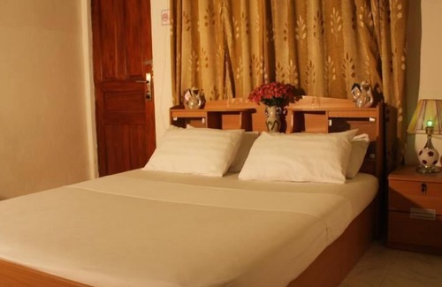 Nilandhoo Hotel | Pearl Beach View