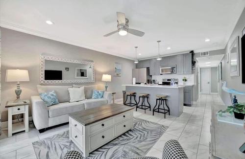 Rocky Point Apartment | Pearl Suite, Luxury Bayview, Balcony, Heated Pool
