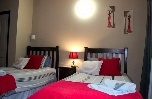 Fichardt Park House | Pebble Fountain Guesthouse