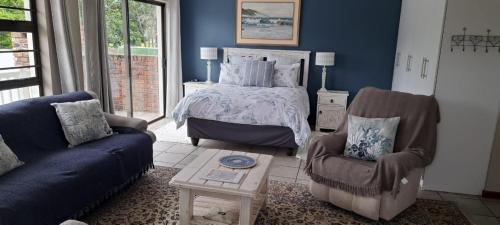 Chintsa Apartment | Pebbles and Shells